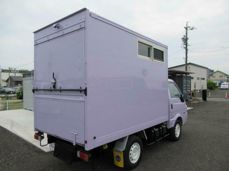 BONGO TRUCK