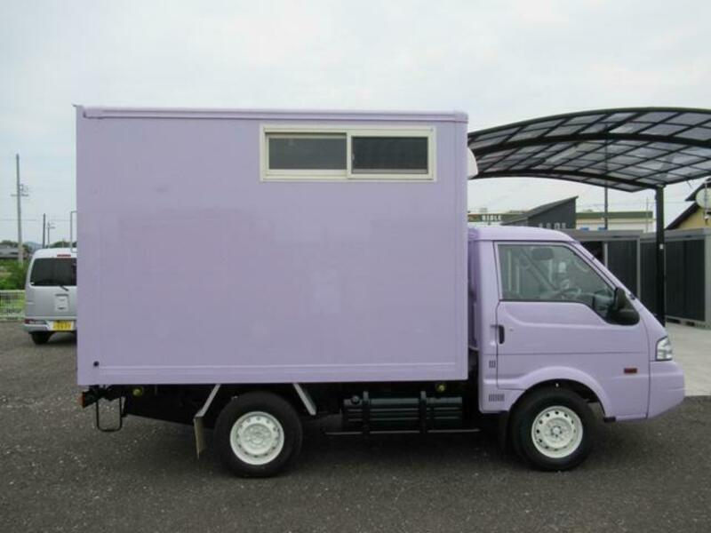 BONGO TRUCK