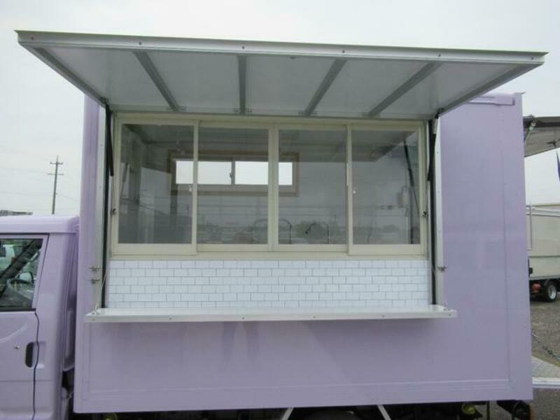 BONGO TRUCK