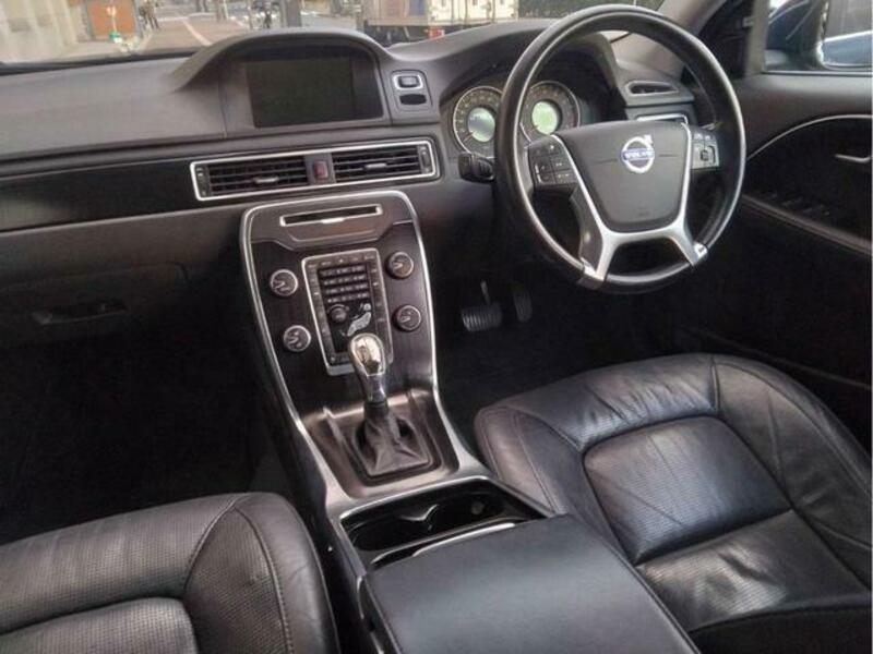V70