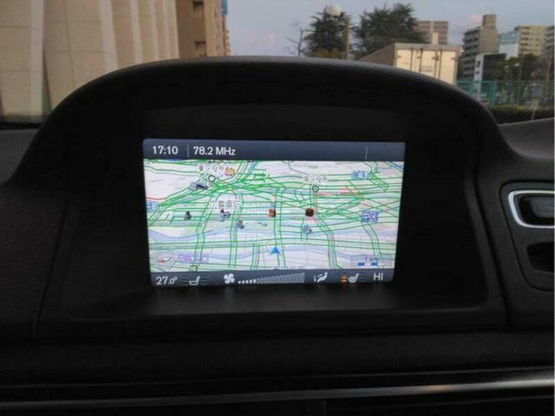 V70