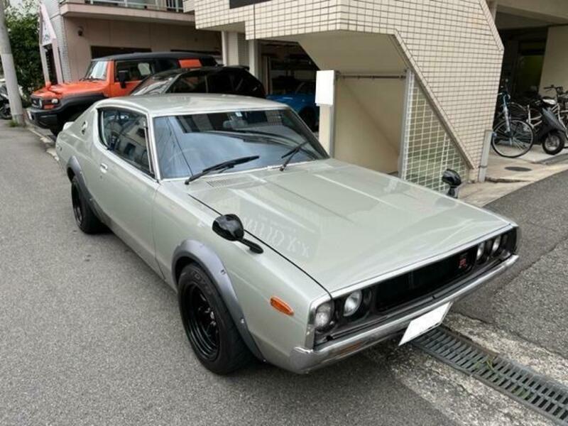 SKYLINE