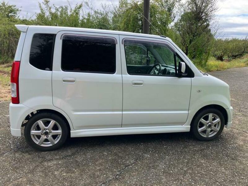 WAGON R