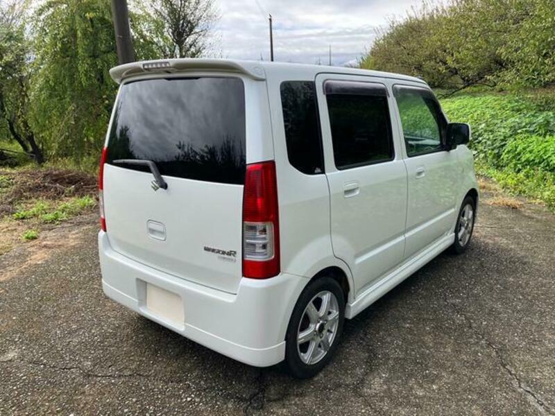 WAGON R