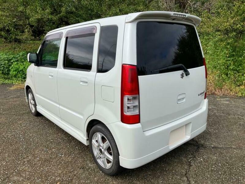 WAGON R