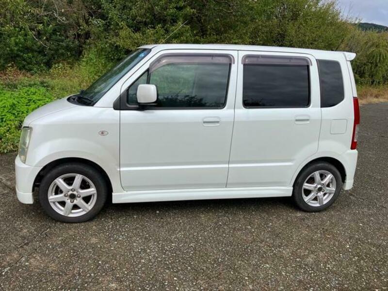 WAGON R