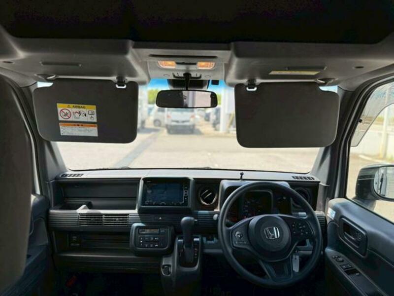N-VAN