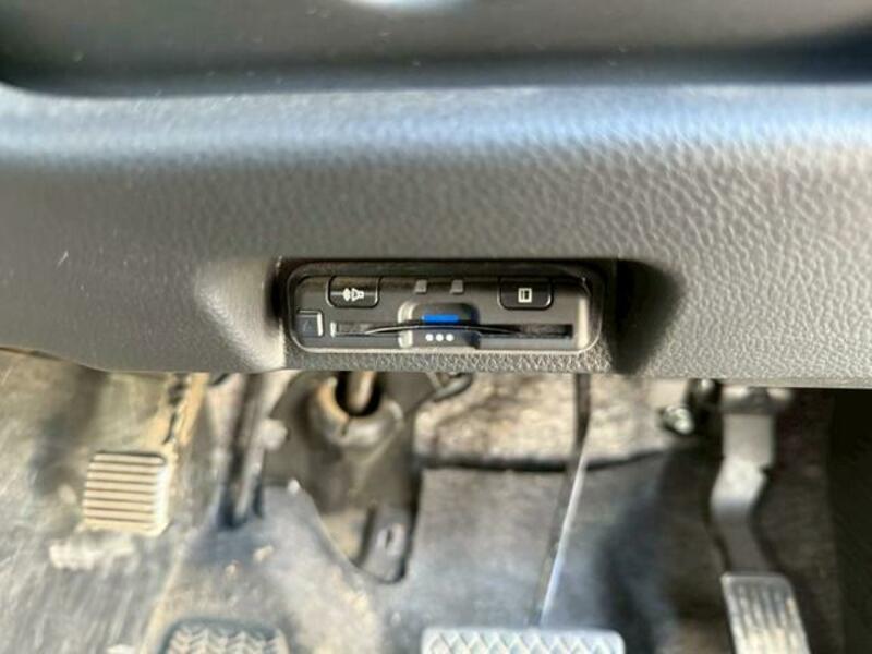 N-VAN