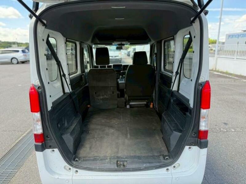 N-VAN