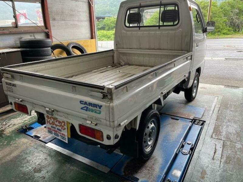 CARRY TRUCK