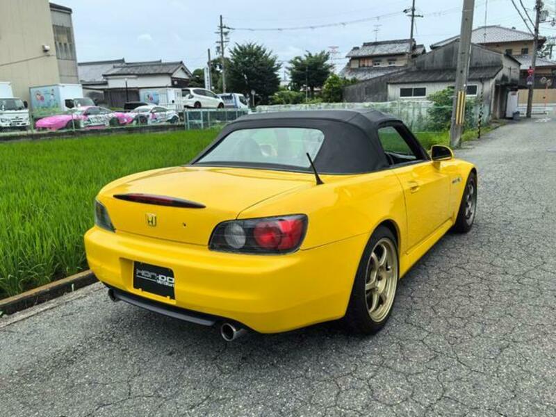 S2000