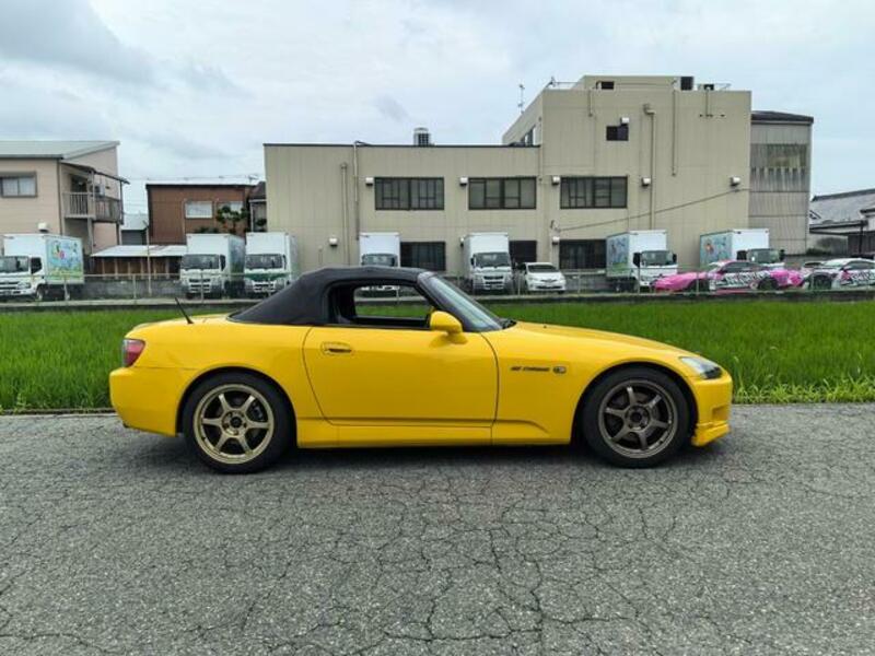 S2000