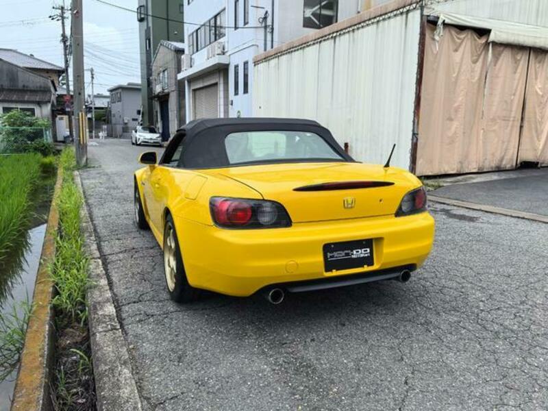 S2000