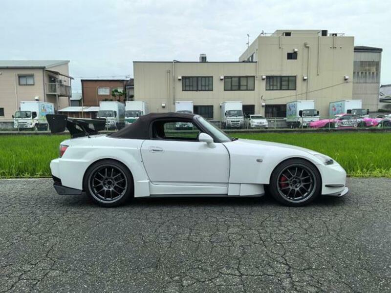 S2000