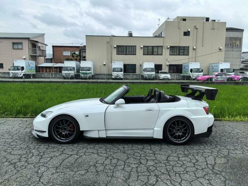 S2000