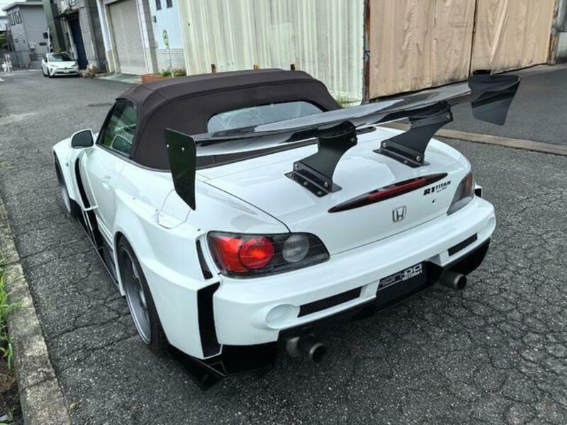 S2000