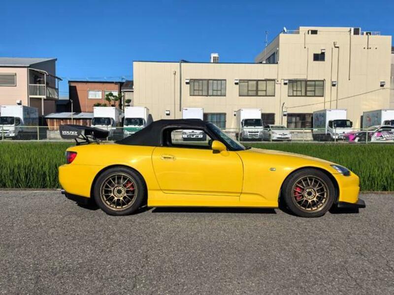 S2000