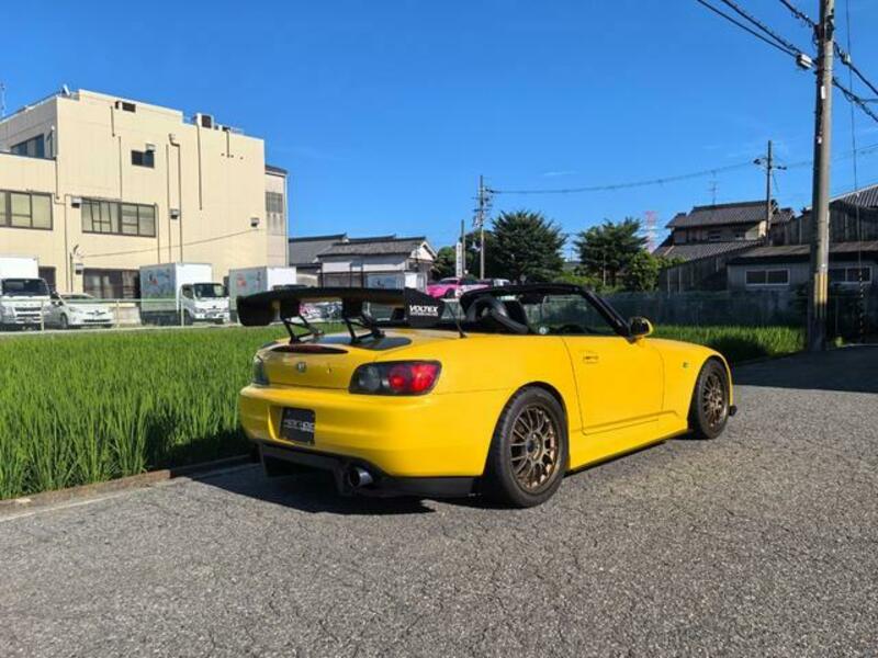 S2000