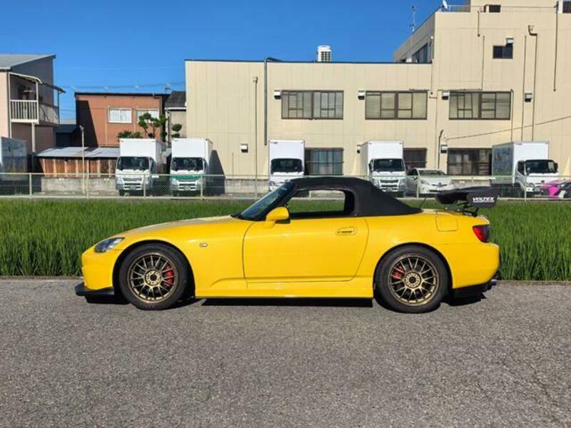 S2000