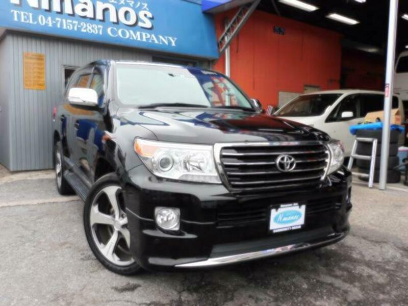 LAND CRUISER