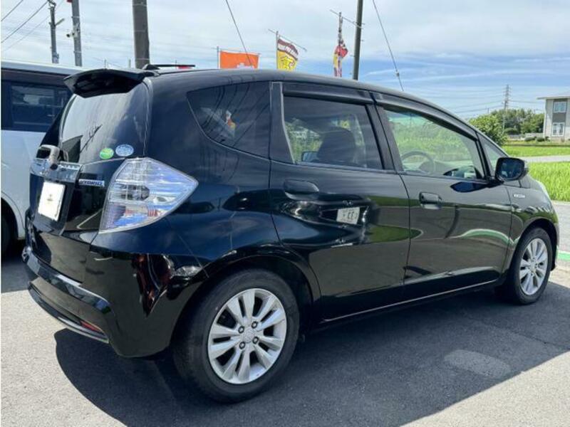 FIT HYBRID