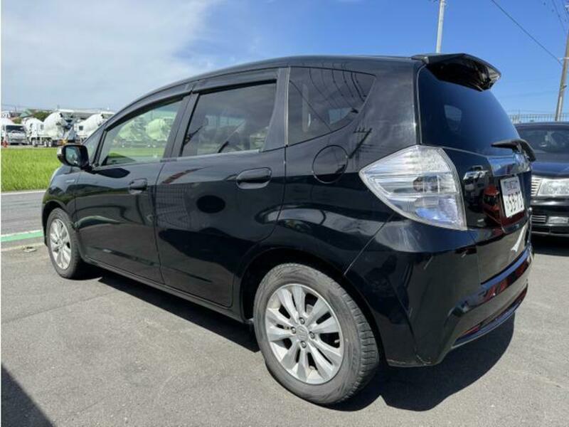 FIT HYBRID