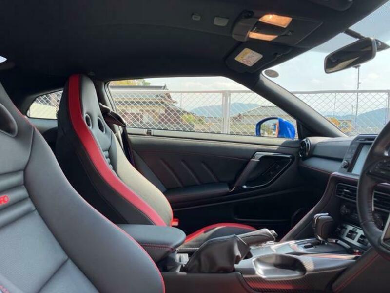 GT-R