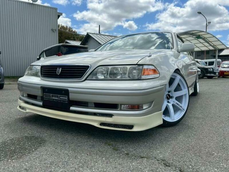 TOYOTA MARK II