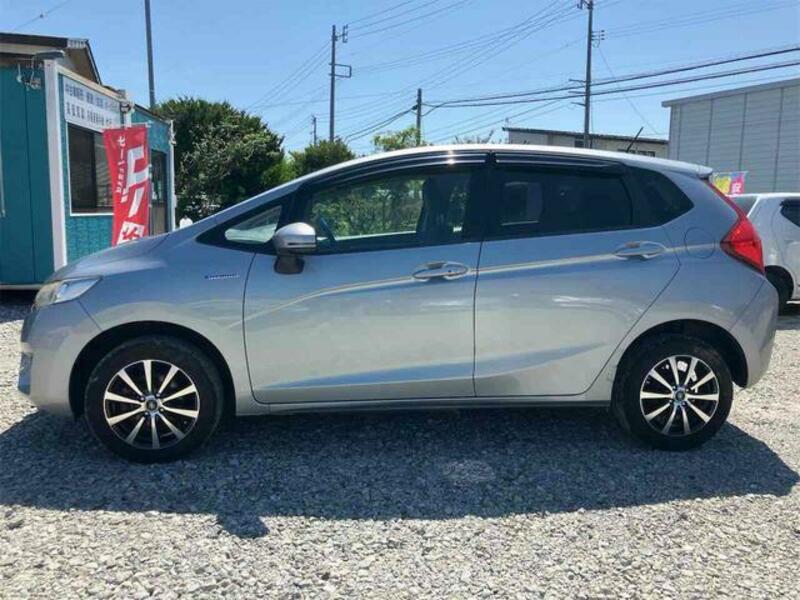 FIT HYBRID