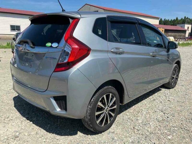 FIT HYBRID