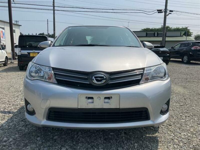 COROLLA AXIO