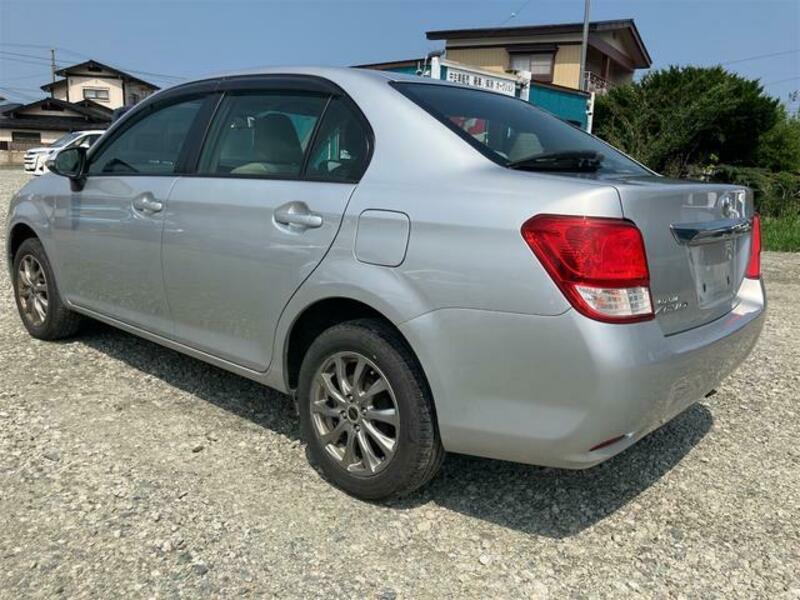 COROLLA AXIO