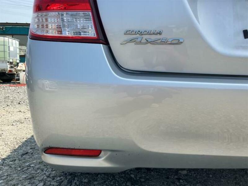 COROLLA AXIO