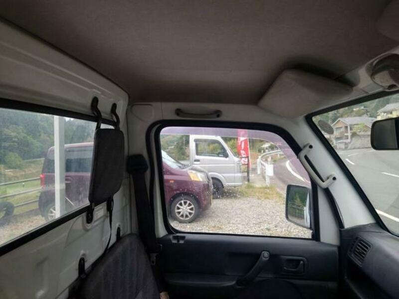 CARRY TRUCK