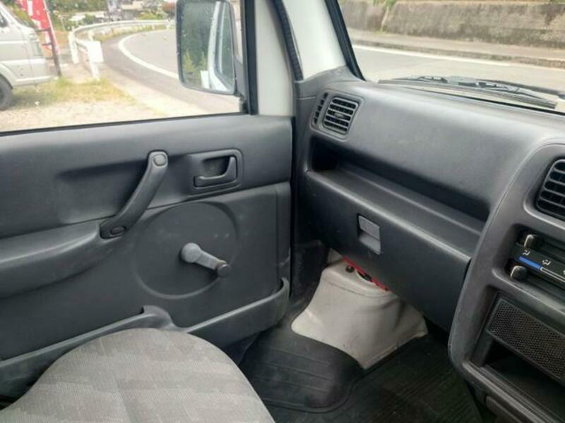 CARRY TRUCK