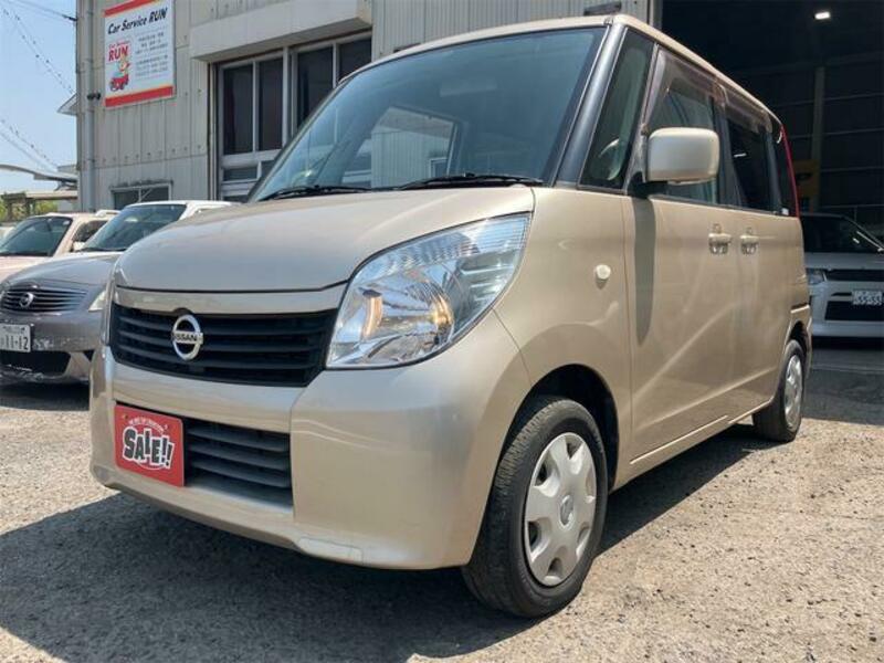 NISSAN ROOX