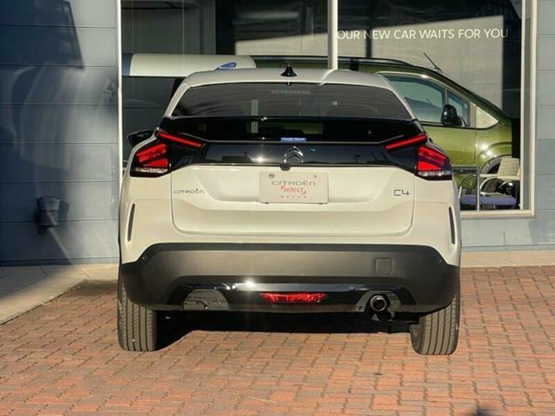 C4