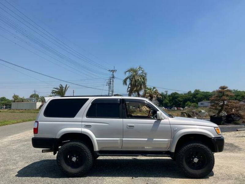 HILUX SURF