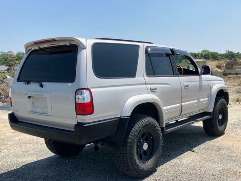HILUX SURF