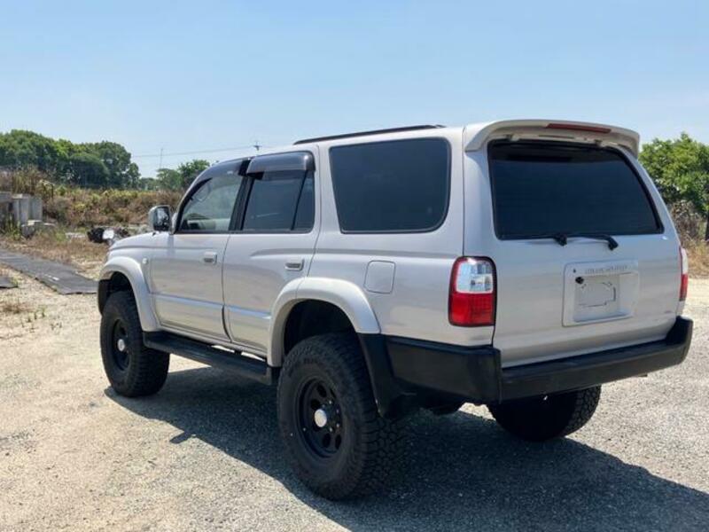 HILUX SURF