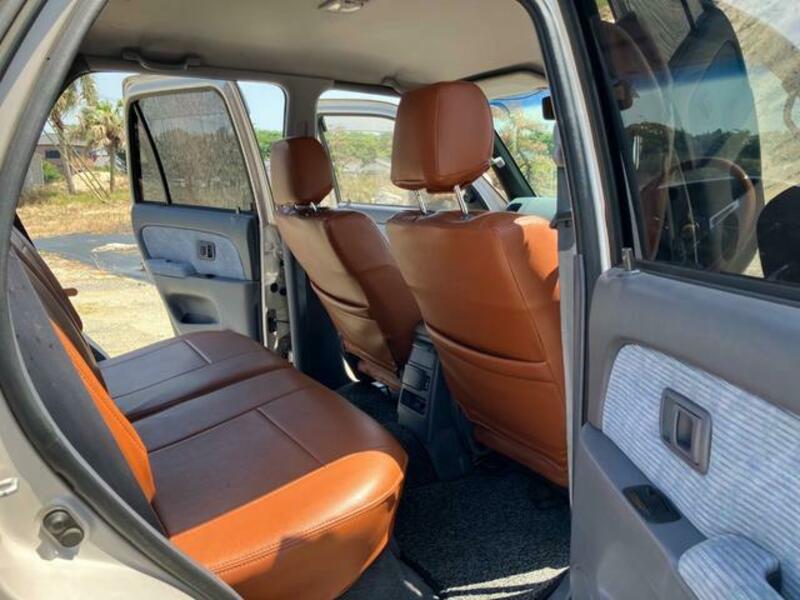 HILUX SURF