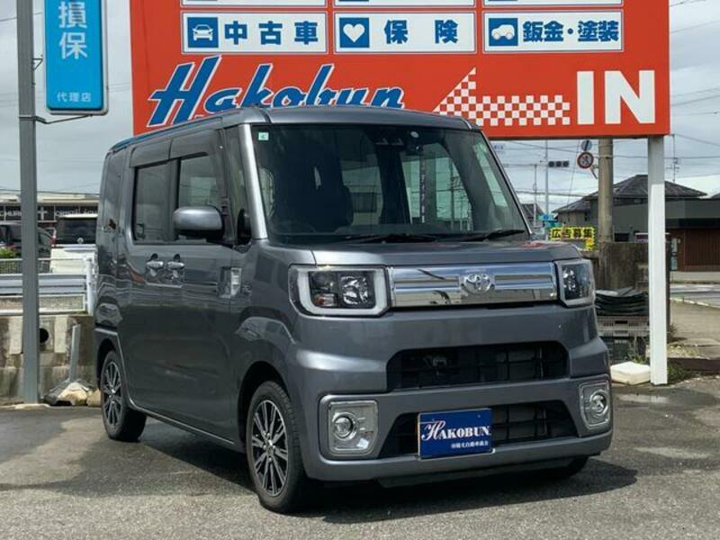 TOYOTA PIXIS MEGA
