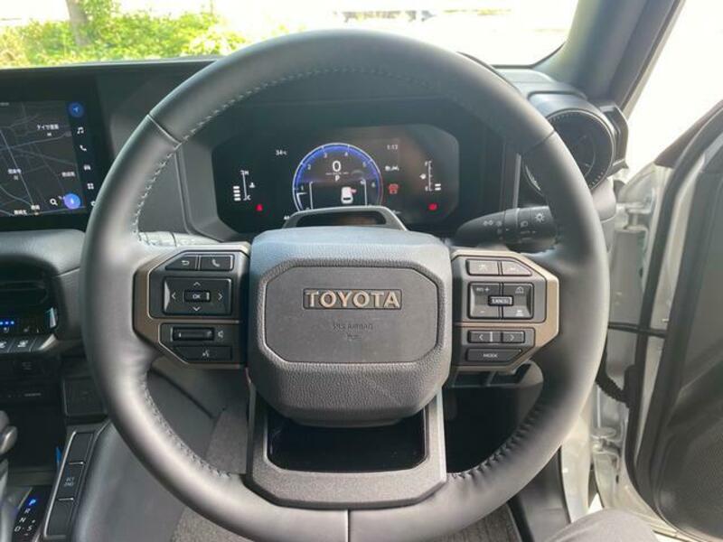 LAND CRUISER 250