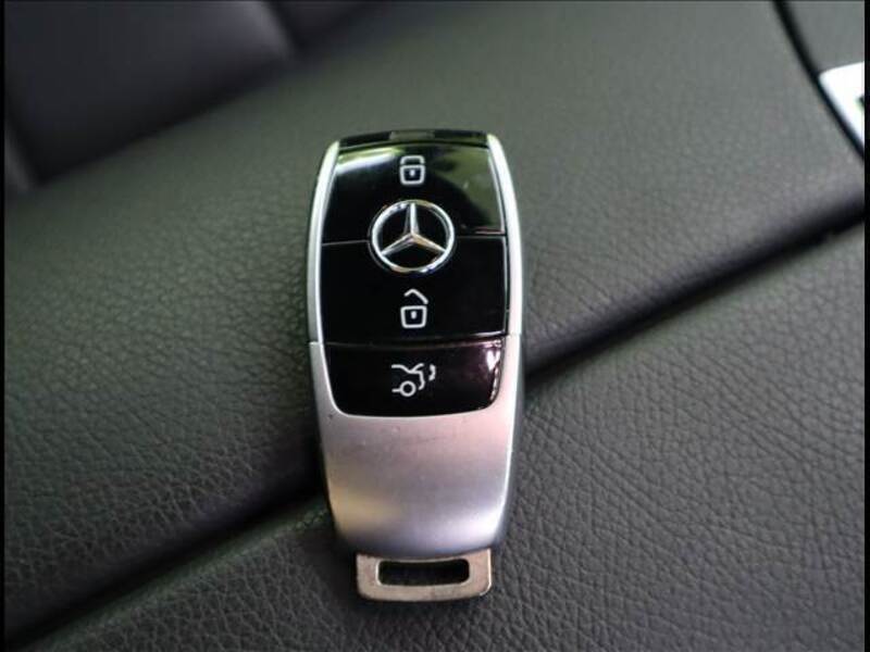 E-CLASS