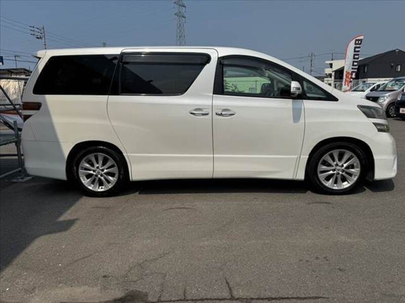 VELLFIRE