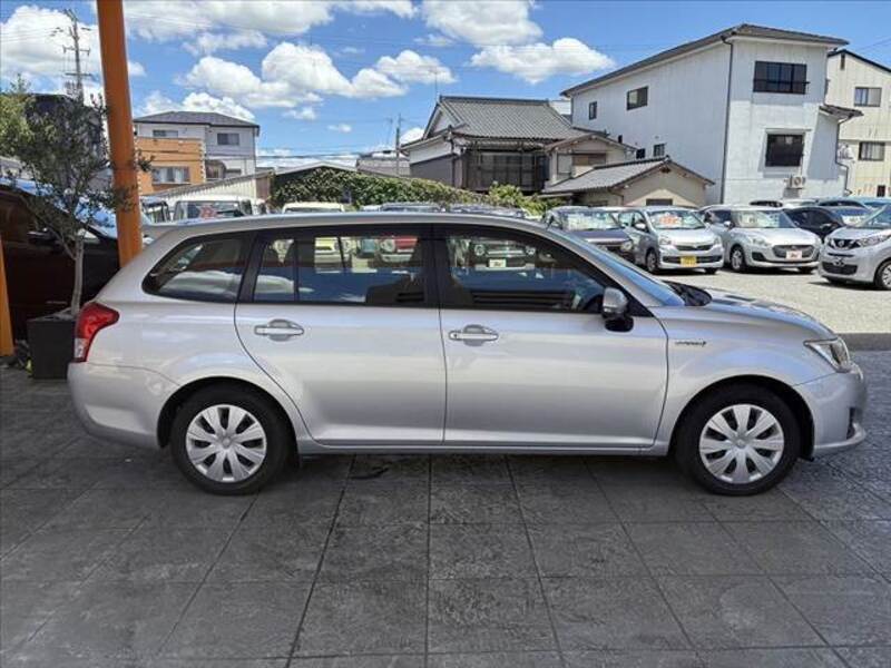 COROLLA FIELDER