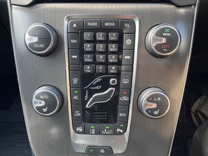 V40
