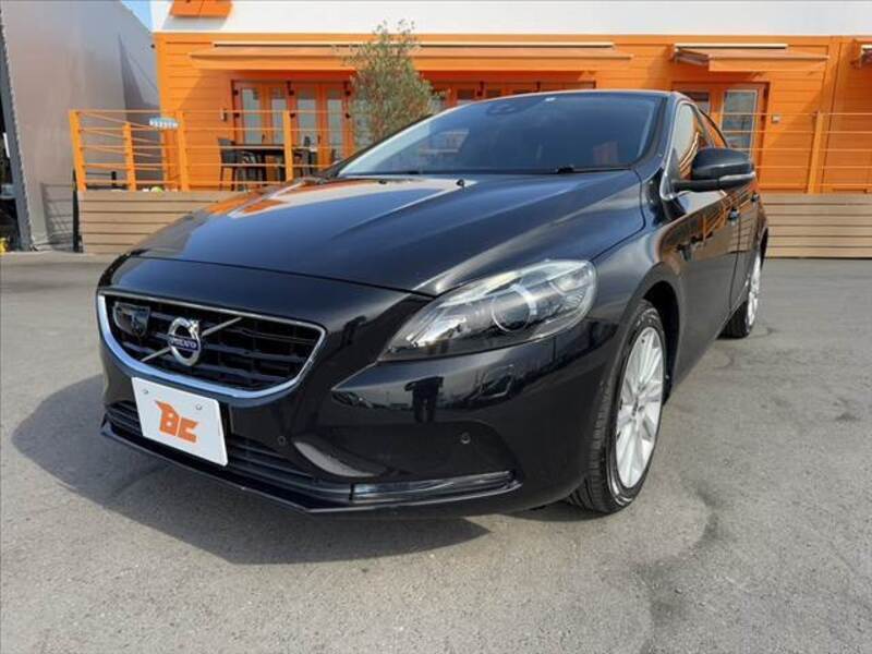 V40