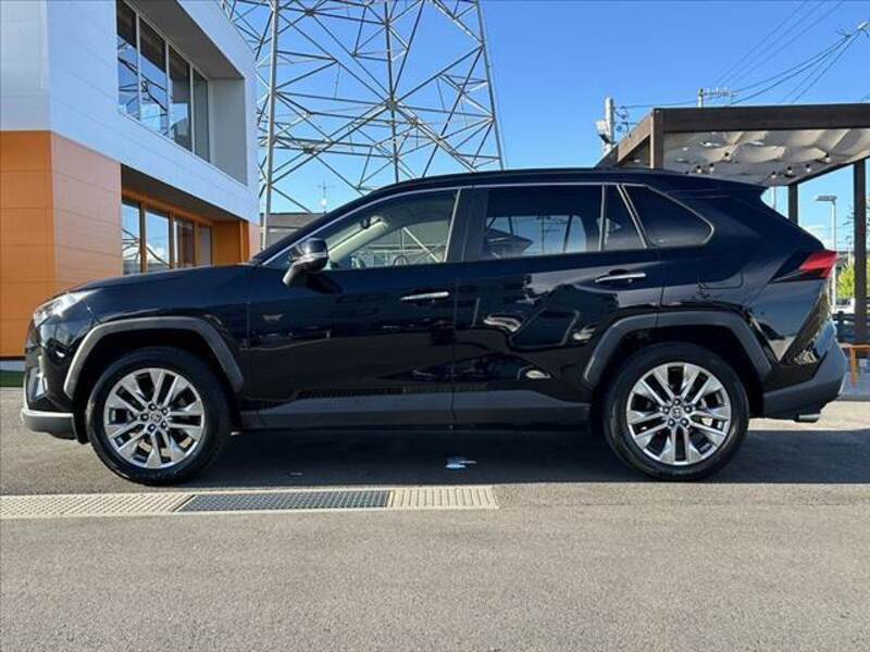 RAV4