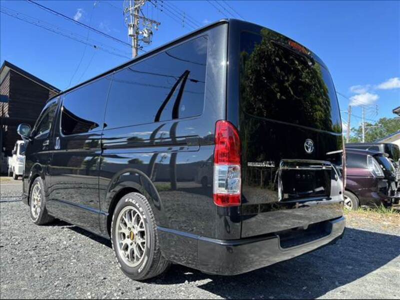 HIACE VAN